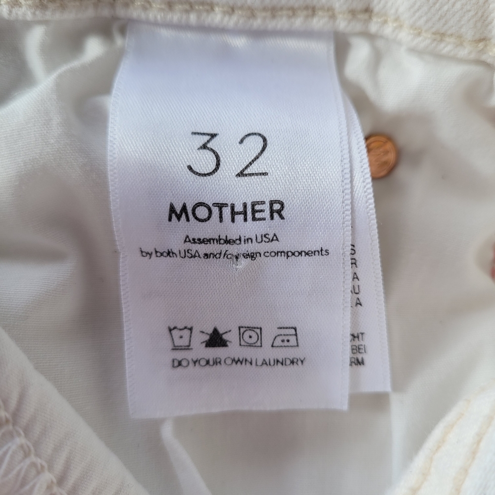 MOTHER Cropped Jeans in White with Red Accent - Picture 8 of 15